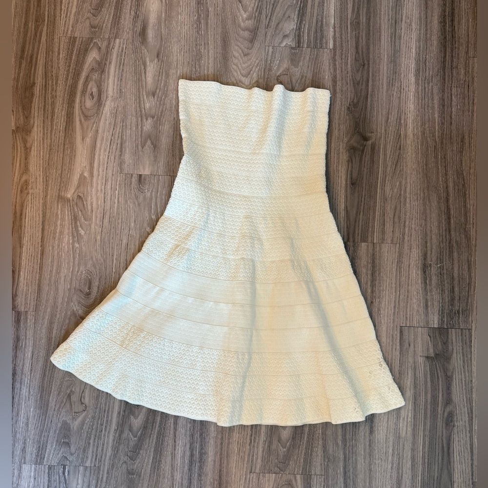 Whitney Eve Cream vintage bandage Y2K Strapless Fit & Flare Dress S